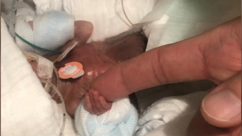 Самый маленький в мире мальчик выписан из больницы