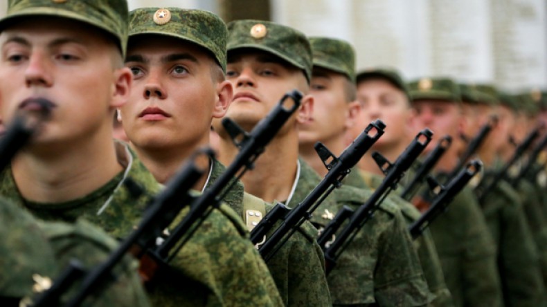 Престиж военной службы: в армии РФ возросло число новобранцев с высшим образованием