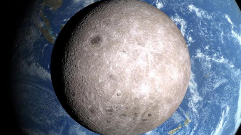 Луна может стать местом добычи полезных ископаемых