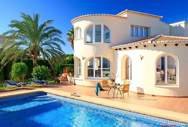 Большой выбор недвижимости на побережье Испании