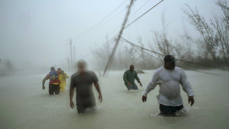 На Багамах семь человек погибли от урагана «Дориан»