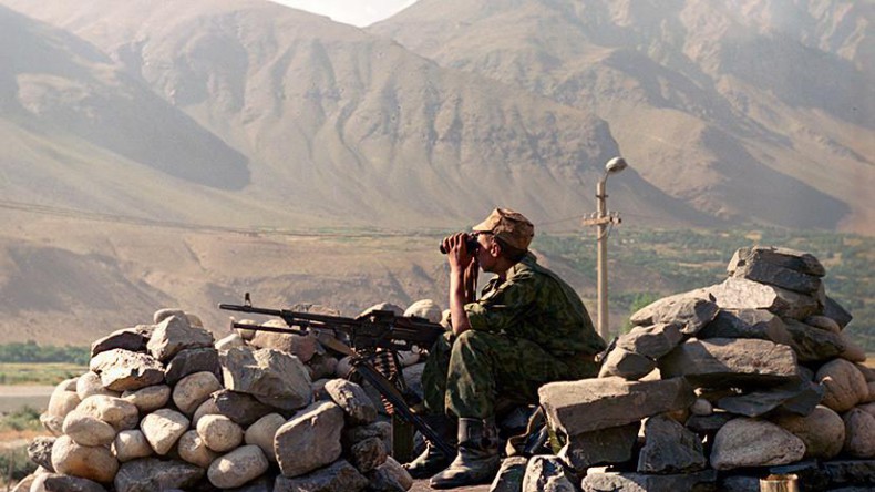 В Таджикистане произошло нападение на пограничную заставу