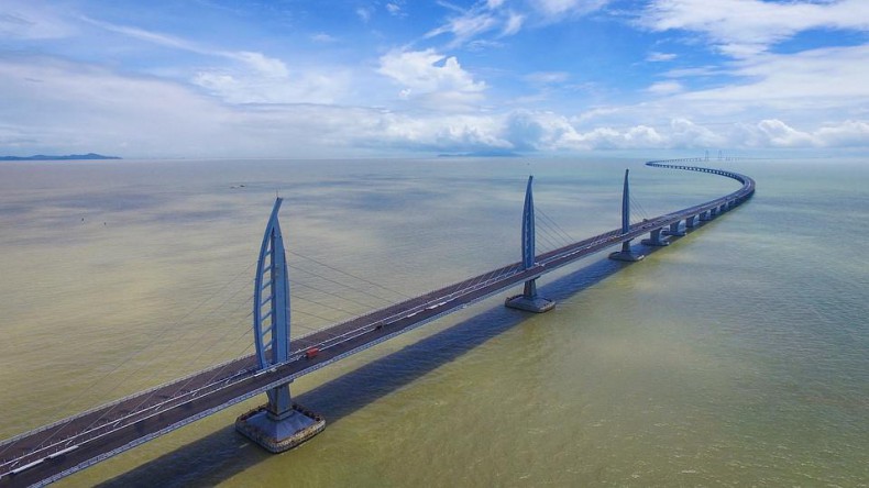 В Благовещенске достроили мост Россия-Китай