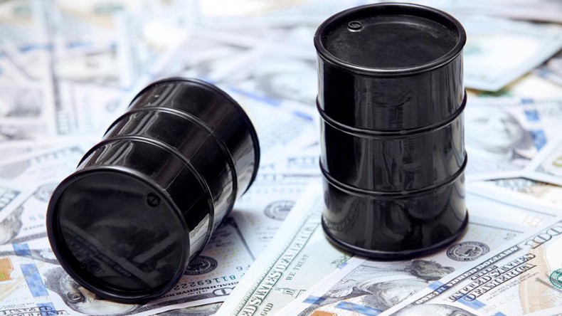 Нефть потрепала инвесторам нервы