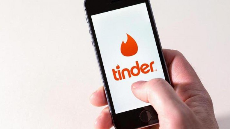 В приложении знакомств Tinder появится кнопка вызова полиции