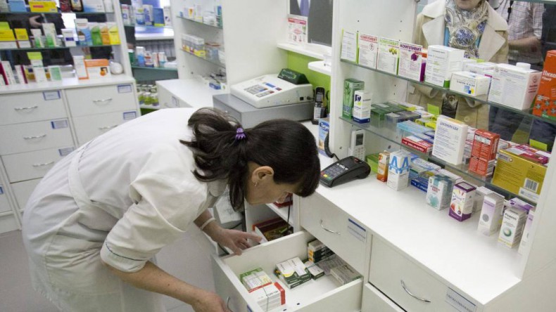 Правительство РФ предложило регулировать цены на лекарства во время эпидемии