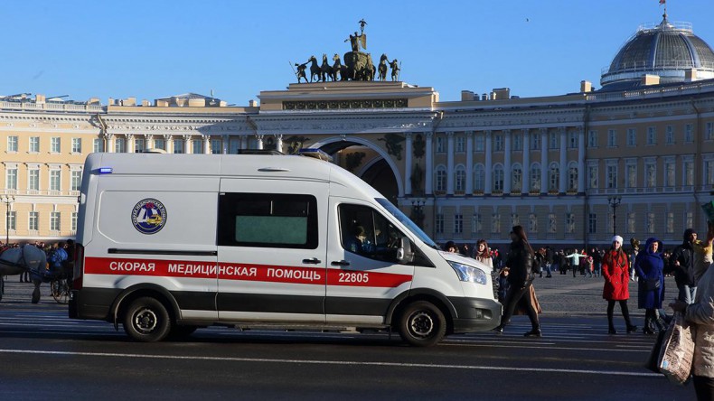 Из-за нехватки средств индивидуальной защиты в Покровской больнице Санкт-Петербурга уволились врачи