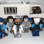 Lego выразила протест, отказавшись от рекламы игрушечных полицейских