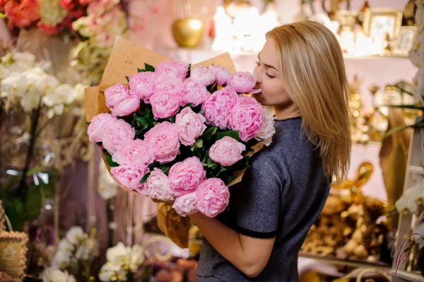 Как порадовать близких букетом цветов в период пандемии? Доставка цветов в Санкт-Петербурге