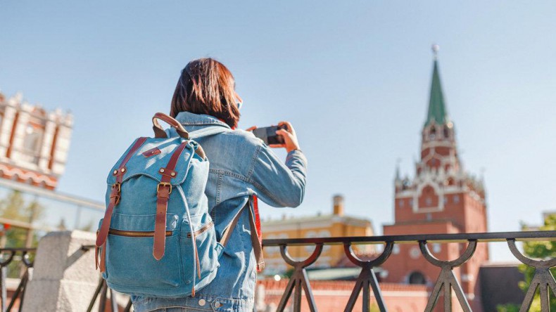 Сегодня возобновляется туристический кэшбэк для россиян