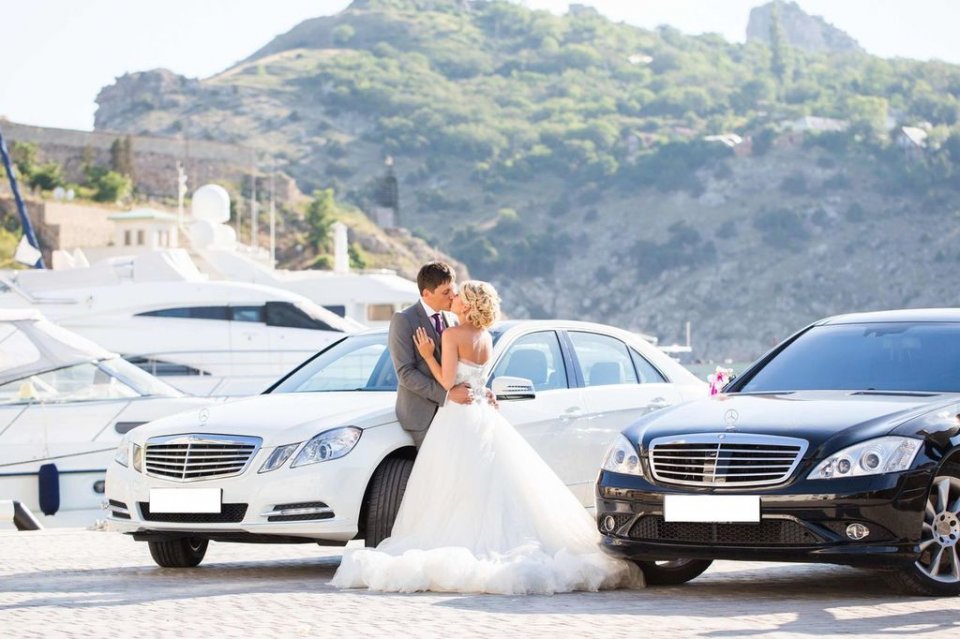 Почему стоит арендовать автомобиль на свадьбу?